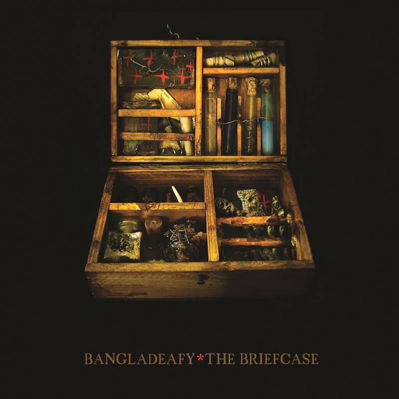 chronique Bangladeafy - The Briefcase