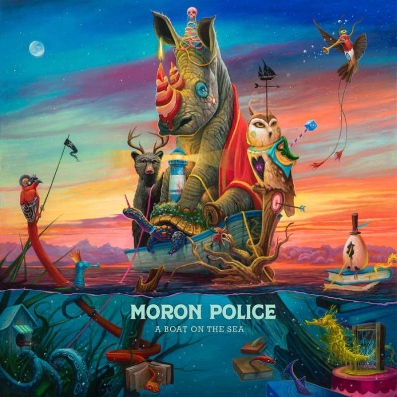 chronique Moron Police - A Boat on the Sea