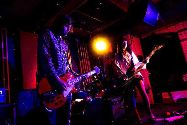 Amon Acid (groupe/artiste)