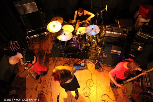 Berline0.33 (groupe/artiste) Berline0.33 (groupe/artiste)