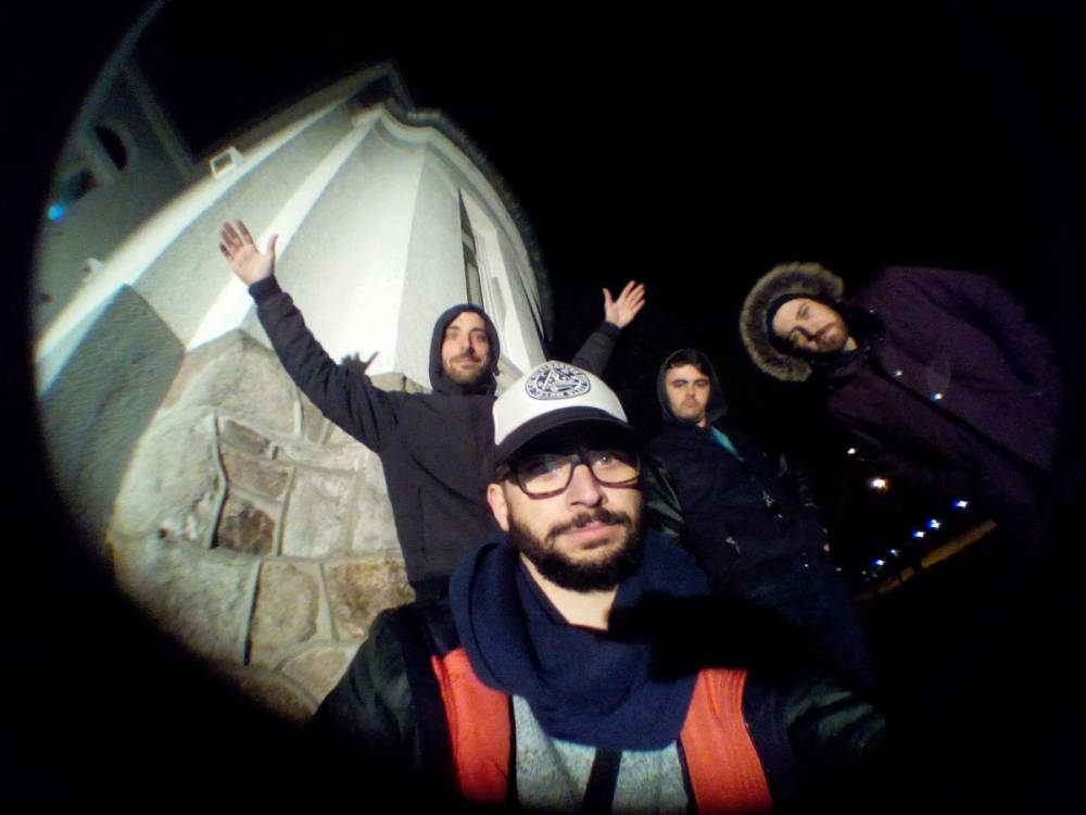 Canine (groupe/artiste) Canine (groupe/artiste)