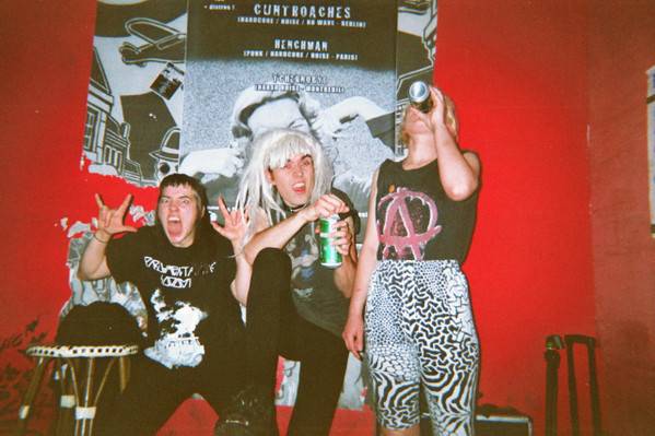 CUNTROACHES (groupe/artiste)