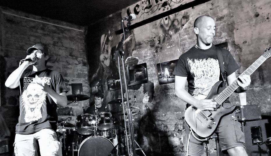 Deadfuck (groupe/artiste) Deadfuck (groupe/artiste)