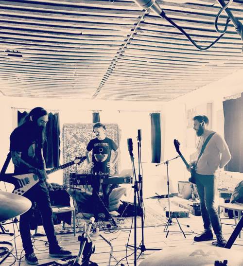 Deadsmoke (groupe/artiste) Deadsmoke (groupe/artiste)