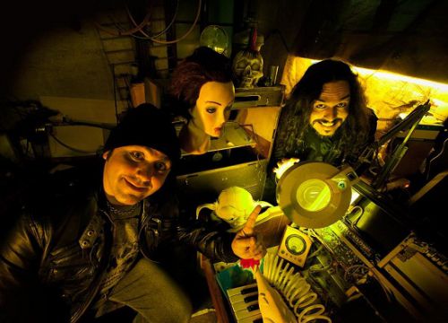 Frankenstein Rooster (groupe/artiste) Frankenstein Rooster (groupe/artiste)