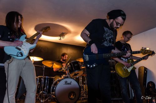 Karman (groupe/artiste) Karman (groupe/artiste)