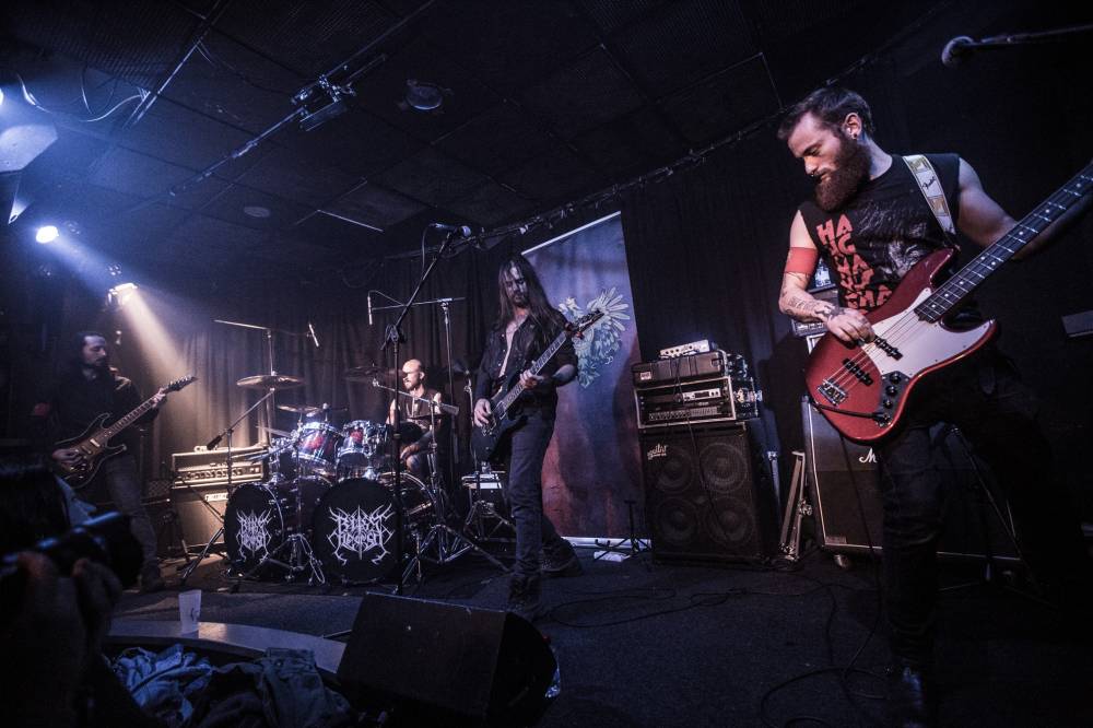 Les Chants De Nihil (groupe/artiste) Les Chants De Nihil (groupe/artiste)