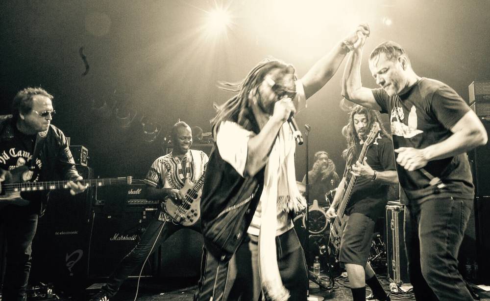 Mass Mental (groupe/artiste) Mass Mental (groupe/artiste)