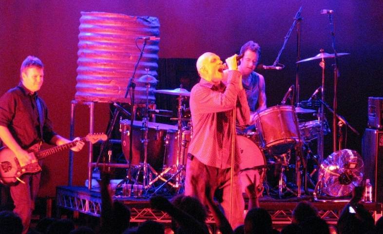 Midnight Oil (groupe/artiste) Midnight Oil (groupe/artiste)