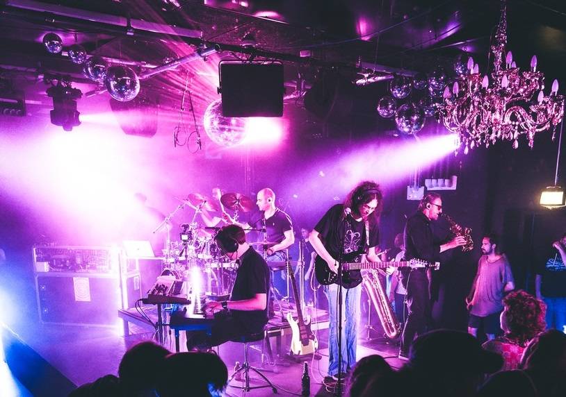 Öz Ürügülü (groupe/artiste) Öz Ürügülü (groupe/artiste)