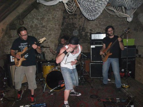 Rouge Coma (groupe/artiste) Rouge Coma (groupe/artiste)