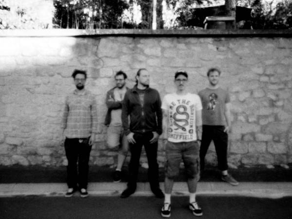 Something Animal (groupe/artiste) Something Animal (groupe/artiste)