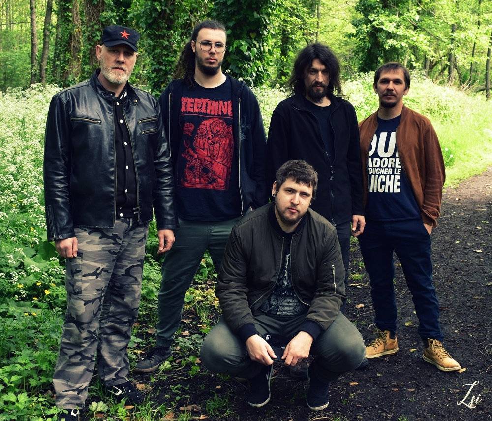 Unanswered (groupe/artiste) Unanswered (groupe/artiste)