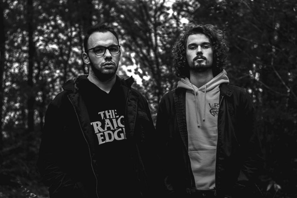 Uncrowned (groupe/artiste) Uncrowned (groupe/artiste)