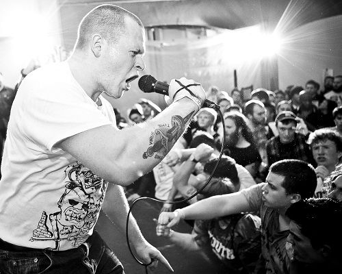 Violent Reaction (groupe/artiste) Violent Reaction (groupe/artiste)