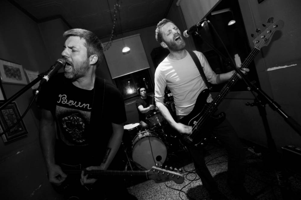 White Wire (groupe/artiste) White Wire (groupe/artiste)
