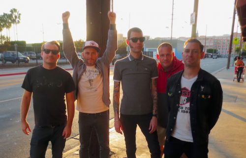 World Be Free (groupe/artiste)
