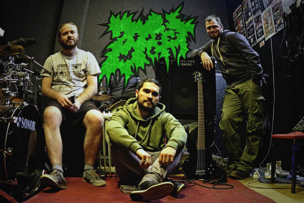 Zoebeast (groupe/artiste) Zoebeast (groupe/artiste)