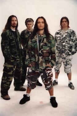 Ektomorf (groupe/artiste) Ektomorf (groupe/artiste)
