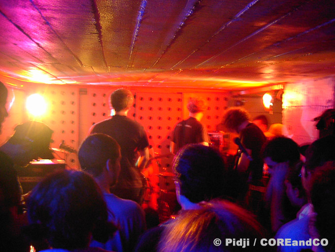 HELLMOTEL + RIGHT 4 LIFE + GENERALL LEE + NESSERIA - Blockhaus DY-10 / Nantes (44) - le 26/03/2005