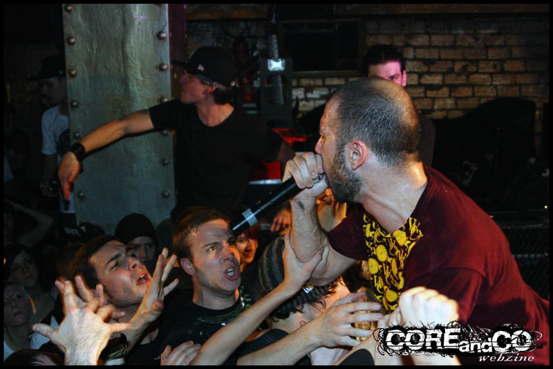 Never say die! - La locomotive / Paris (75) - le 17/11/2008