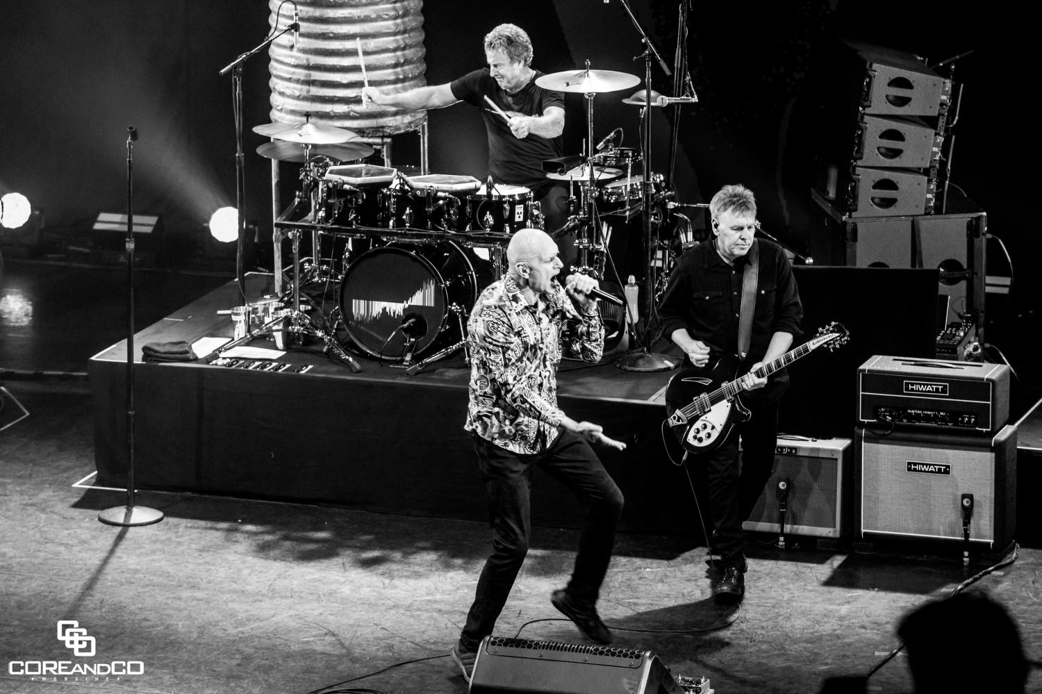 Midnight Oil - L'Olympia / Paris (75) - le 12/07/2022