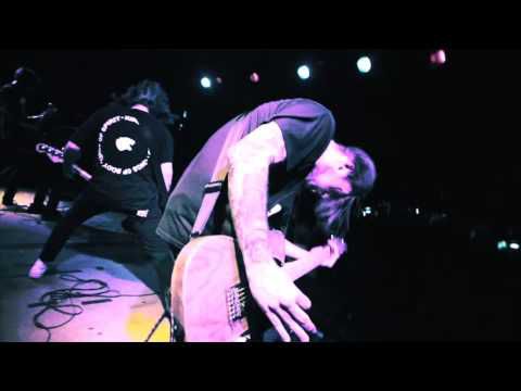 Capsize balance son nouveau clip sur la toile (actualité)