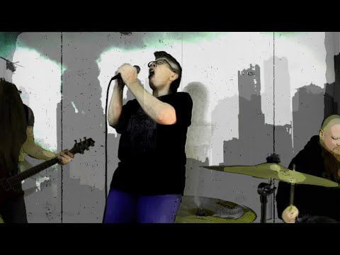 Grindmother balance son nouveau clip en ligne (actualité) Grindmother balance son nouveau clip en ligne (actualité)