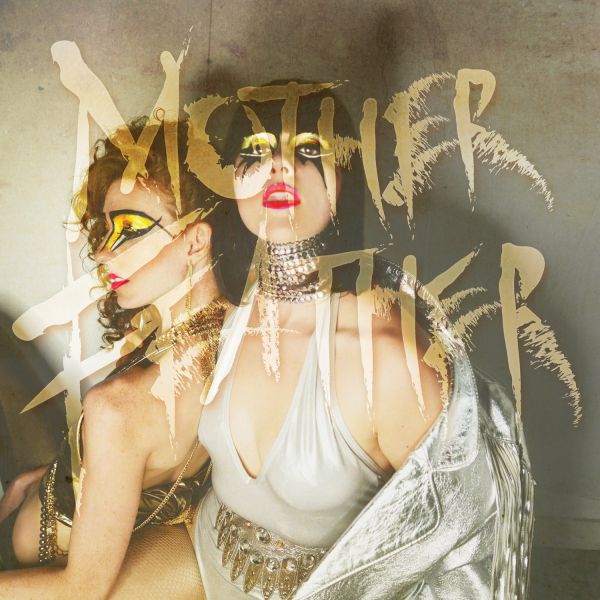 Mother Feather annonce son nouvel album (actualité)