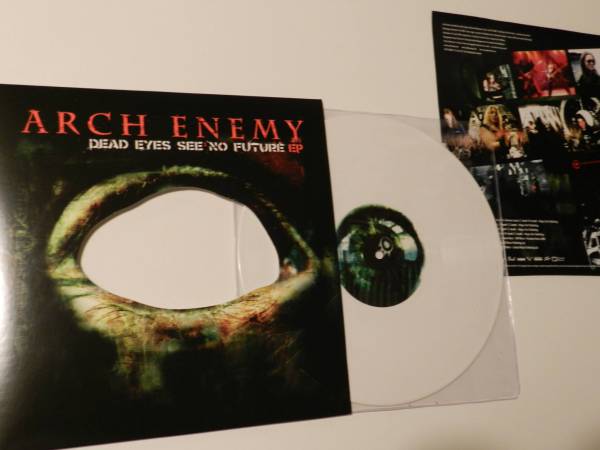 Arch Enemy voit son passé (actualité)