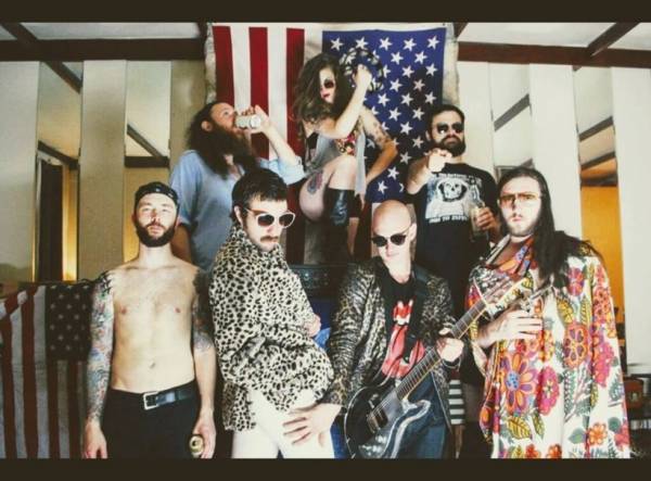 Nouveau morceau en ligne pour Narcos Family Band (actualité) Nouveau morceau en ligne pour Narcos Family Band (actualité)