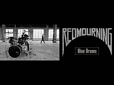 Red Mourning joue sur une batterie bleue (actualité)