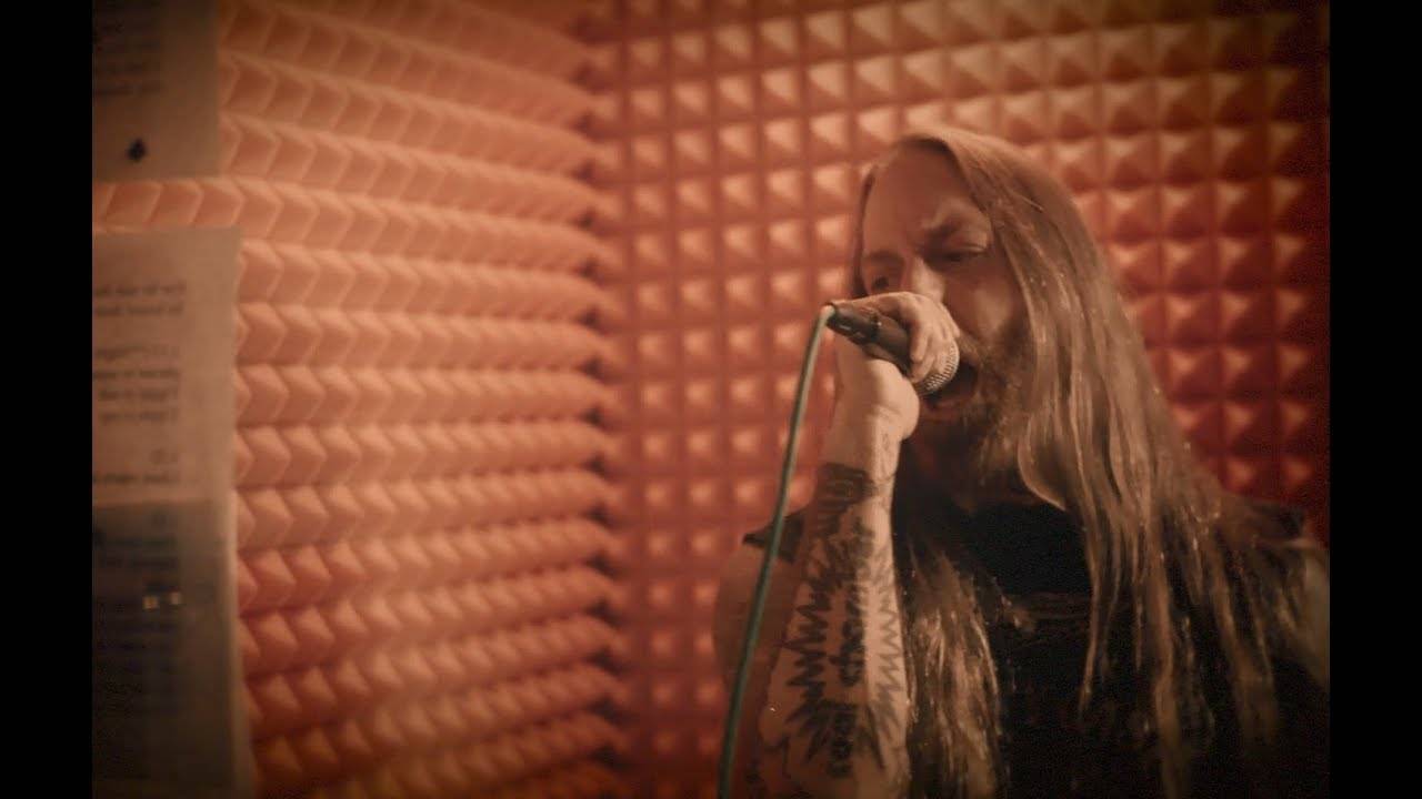 Devildriver reprend Johnny Cash mais pas tout seul (actualité)