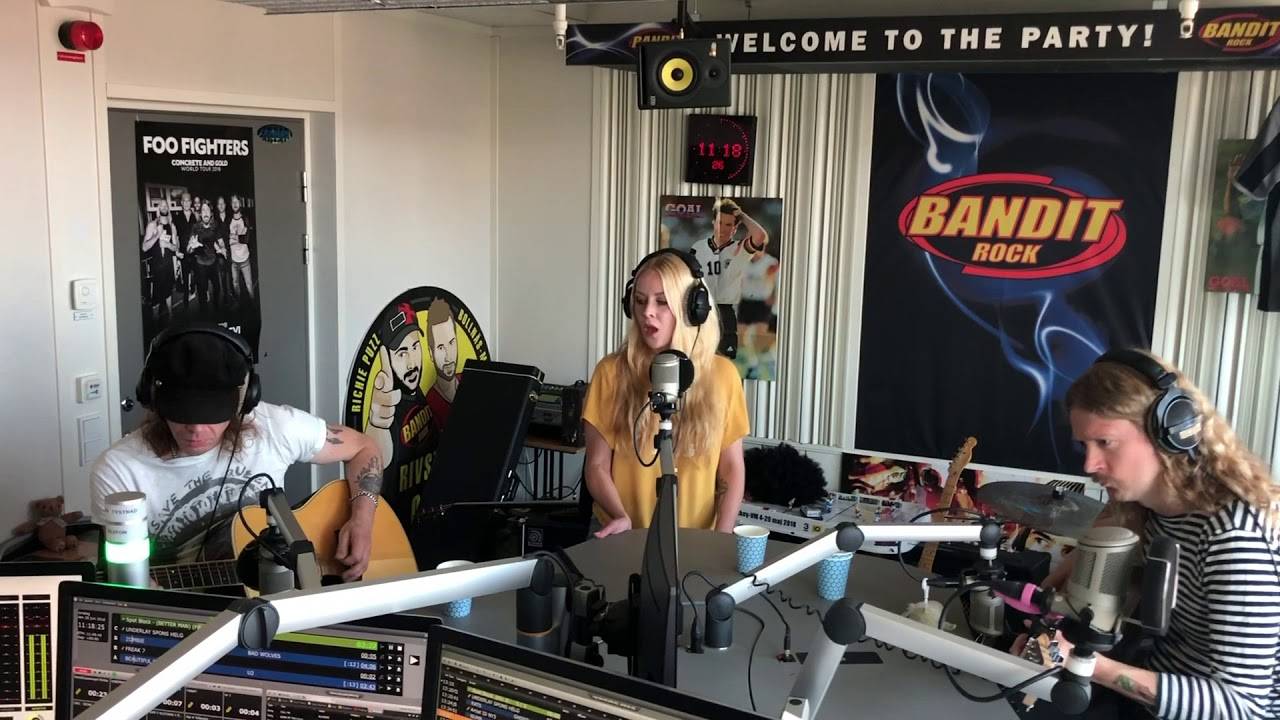 Lucifer rêve encore mais en acoustique (actualité)