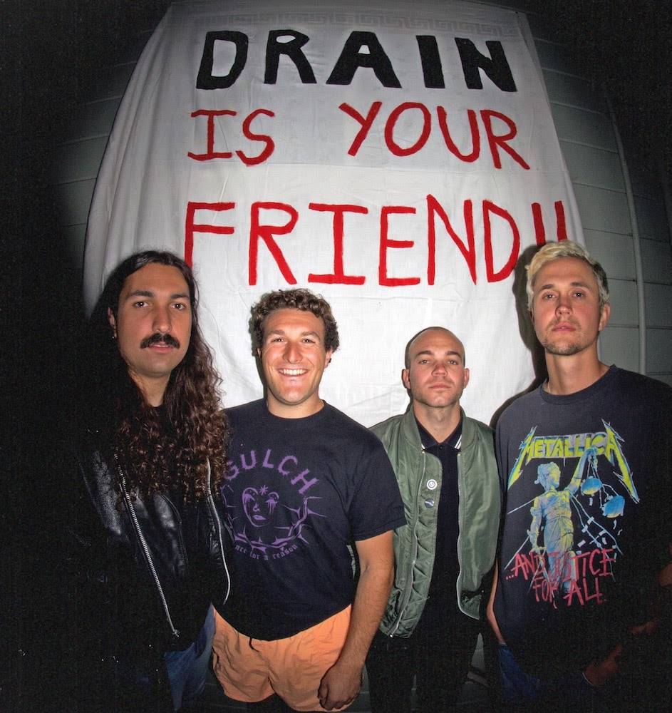 Drain est malade de sa première sortie (actualité)