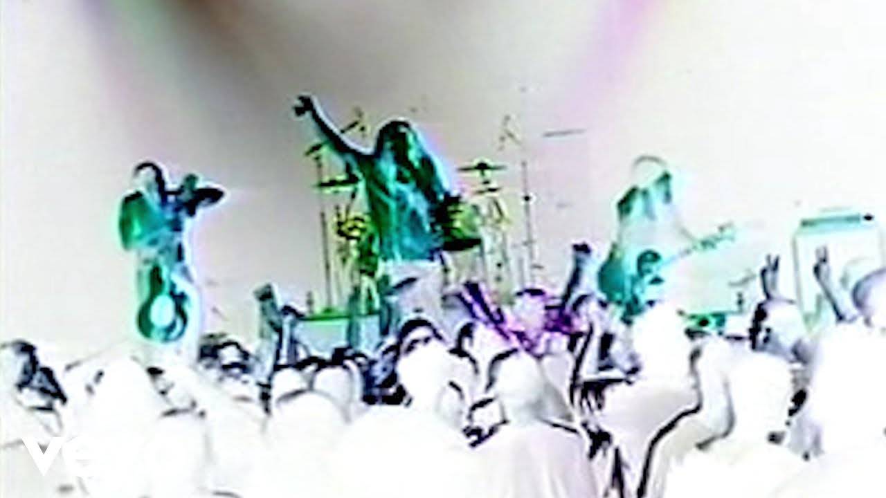 Grey Daze a envie de crier tout nu - Shouting Out (actualité) Grey Daze a envie de crier tout nu - Shouting Out (actualité)