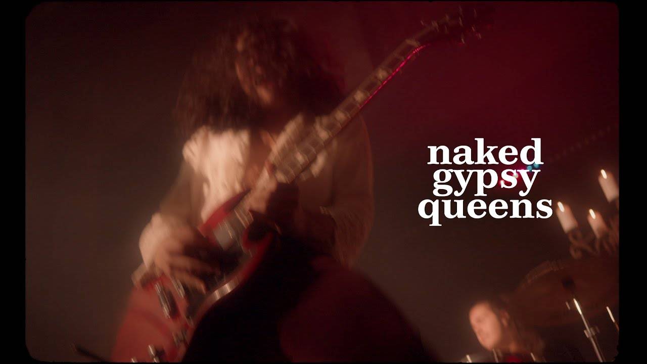 Naked Gypsy Queens et leur copine  Georgiana (actualité)