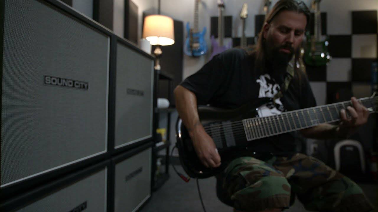 Stephen Carpenter propose une vidéo guitar playthrough pour The Spell Of Mathematics (actualité)