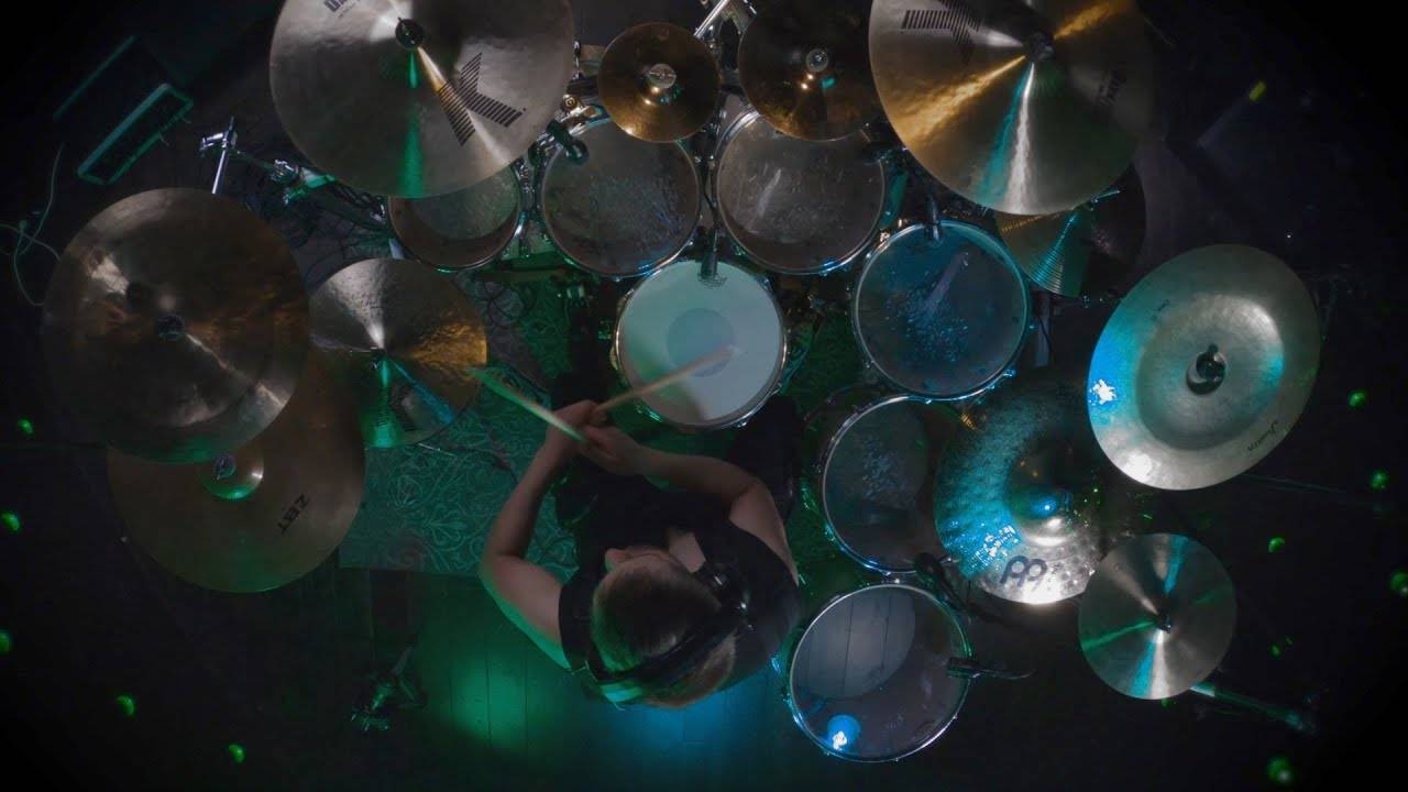 Ophidian I met son batteur en esclavage- Enslaved in a Desolate Swarm (actualité) Ophidian I met son batteur en esclavage- Enslaved in a Desolate Swarm (actualité)