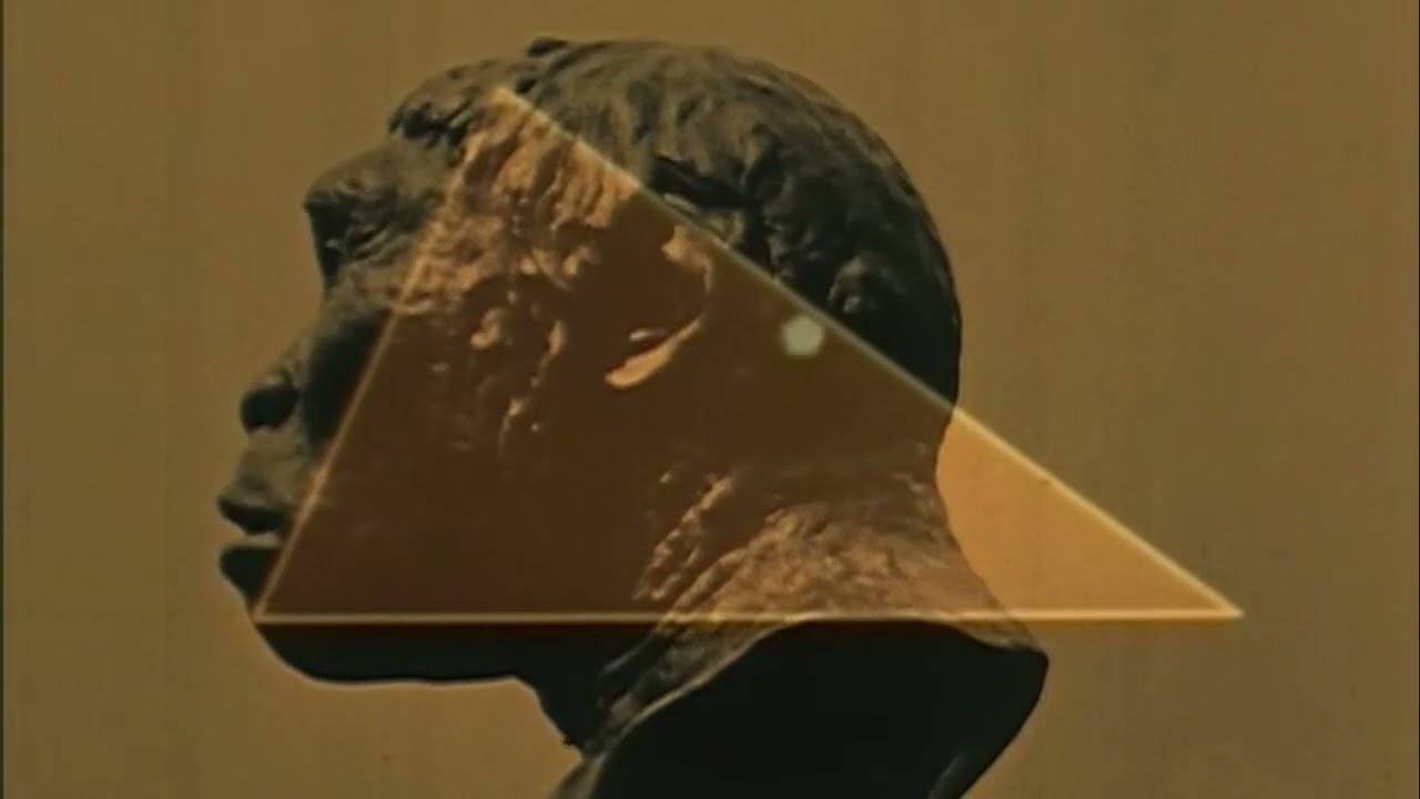 Sleepwulf sculpte un singe - Stoned Ape (actualité) Sleepwulf sculpte un singe - Stoned Ape (actualité)
