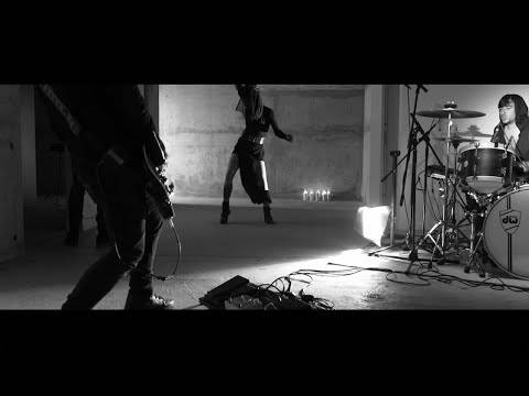 Erei Cross pense aussi aux autres - The Others (actualité)