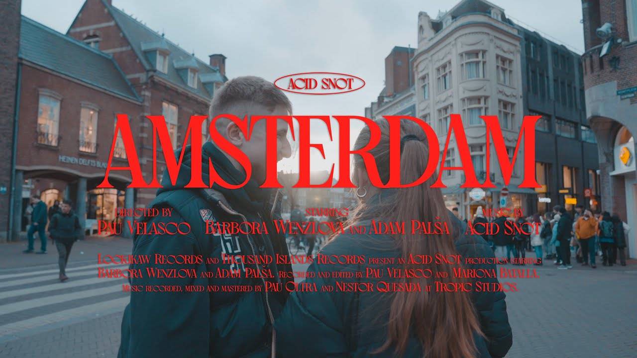 Acid Snot dans le port d'Amsterdam (actualité)