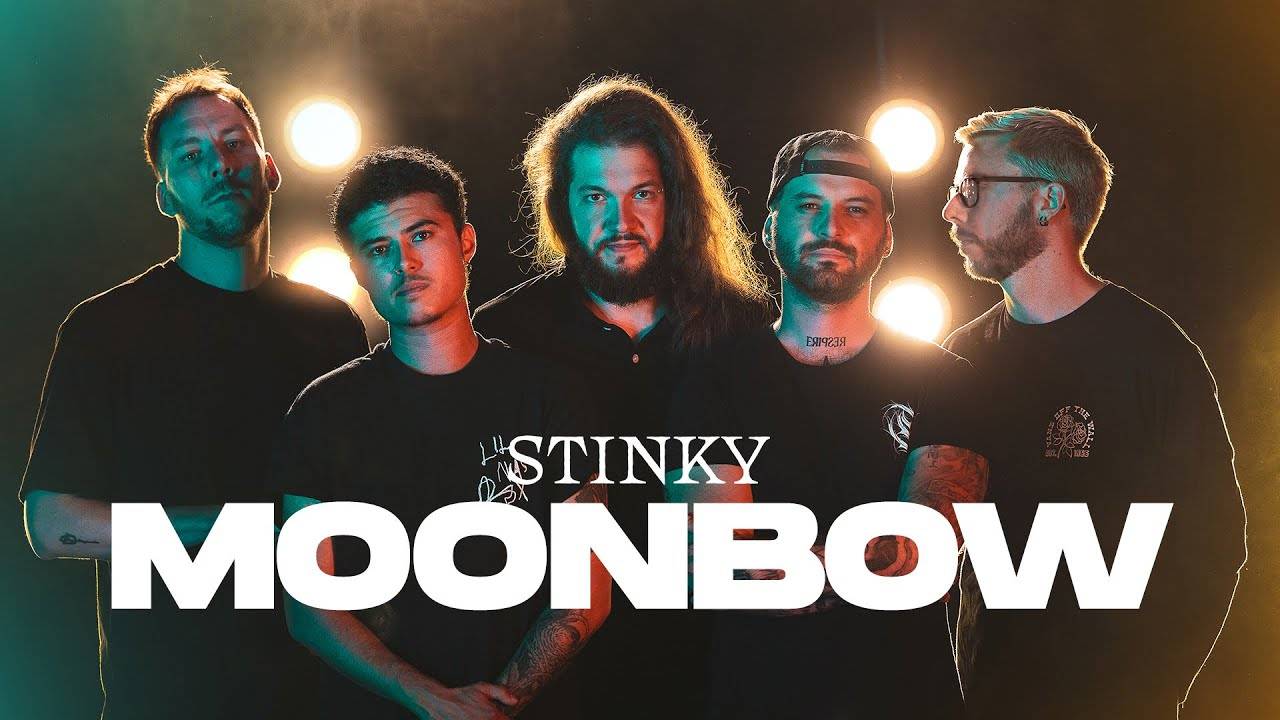 Stinky vise la lune - Moonbow (actualité)