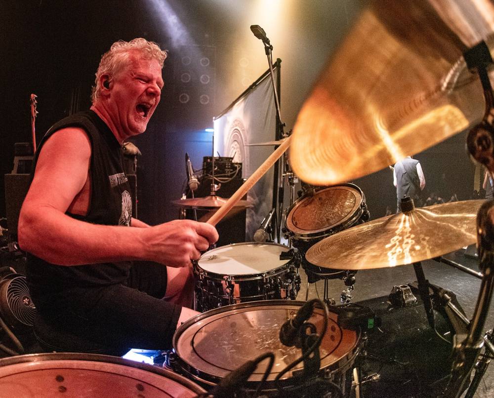 Simon rejoint Iron Maiden (actualité)