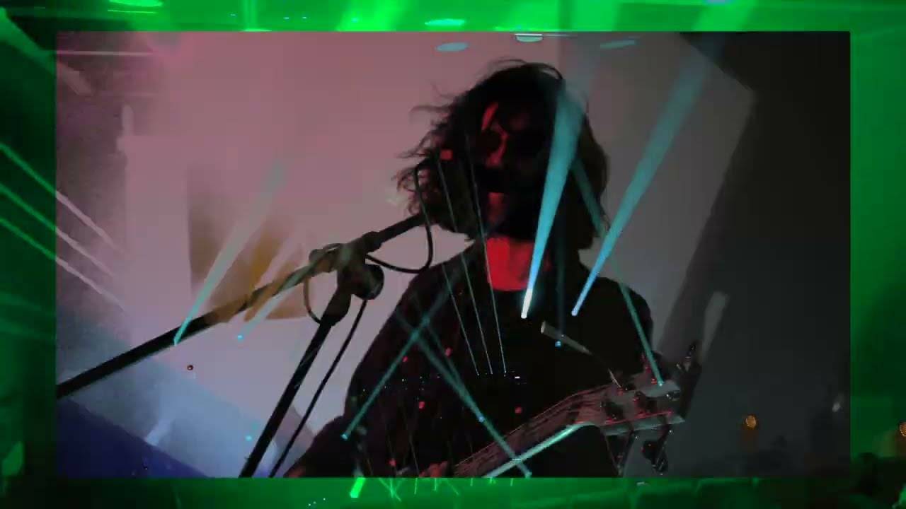 Tayne prend le sbus - Scars
